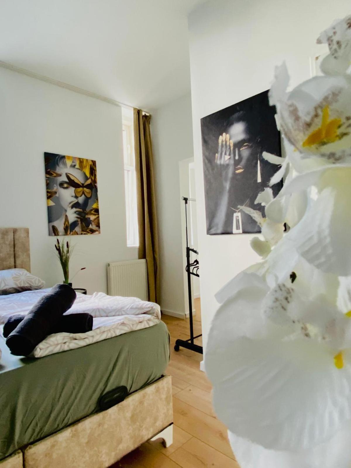 8 Fully Equipped Studio Shared Apt W Terrace Margareten Vienna Exterior photo