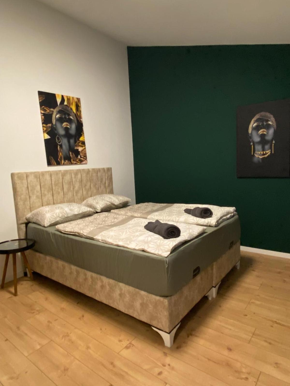 8 Fully Equipped Studio Shared Apt W Terrace Margareten Vienna Exterior photo